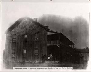 lakeside house dominie bay white lake 1884 001