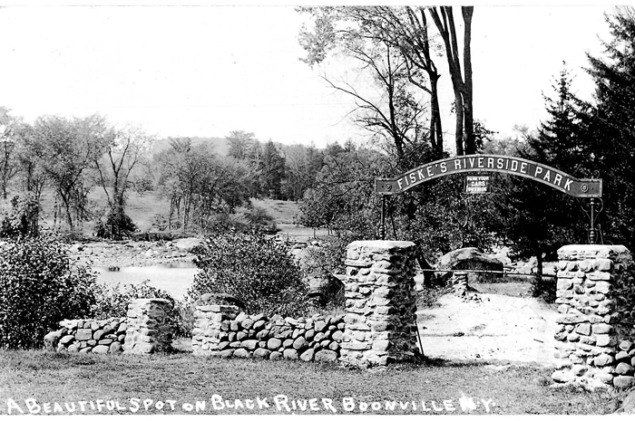 2 L Fiske Riverside Park